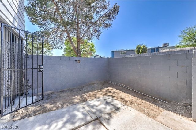 2520 Bulloch Street L, North Las Vegas, NV 89030