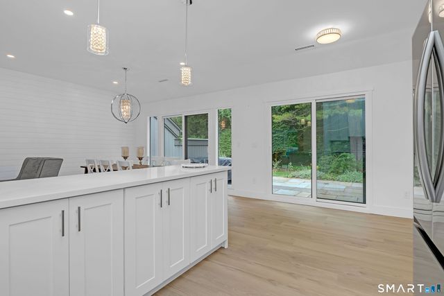 886 Heritage Village B, Southbury, CT 06488