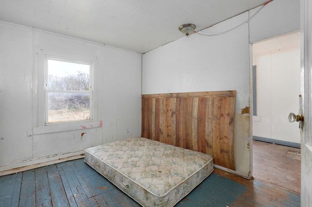 16658 South Highway K, Aurora, MO 65605