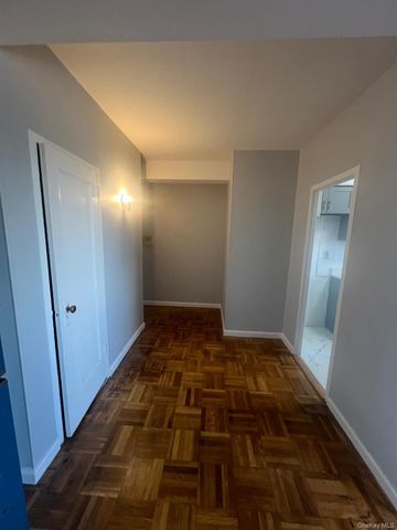 1314 Virginia Avenue 4F, Bronx, NY 10462