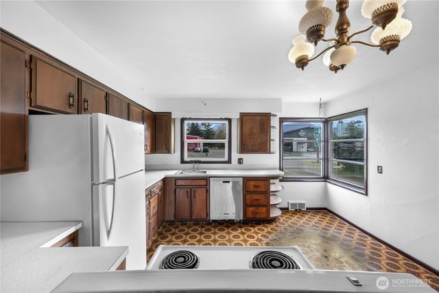 209 Nooksack Avenue, Nooksack, WA 98276