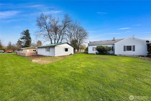 209 Nooksack Avenue, Nooksack, WA 98276
