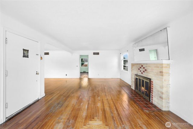 209 Nooksack Avenue, Nooksack, WA 98276