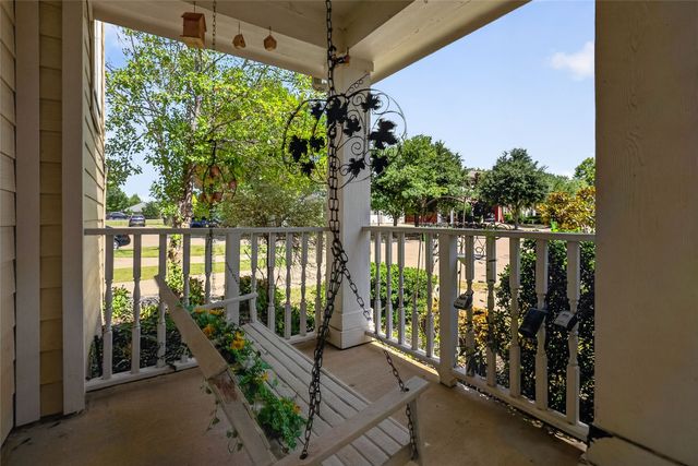 1833 Forsythe Drive, Savannah, TX 76227