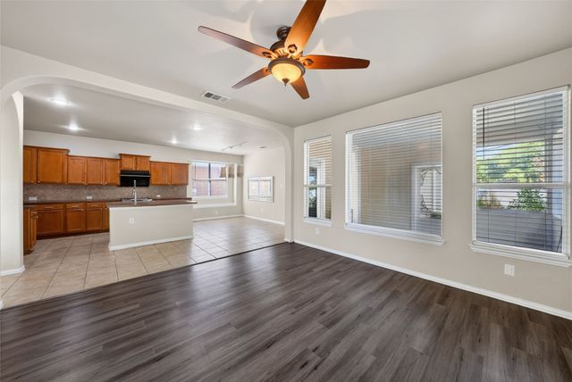 1833 Forsythe Drive, Savannah, TX 76227