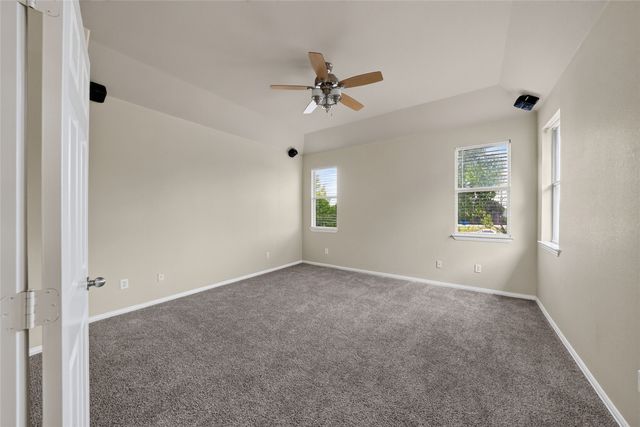 1833 Forsythe Drive, Savannah, TX 76227