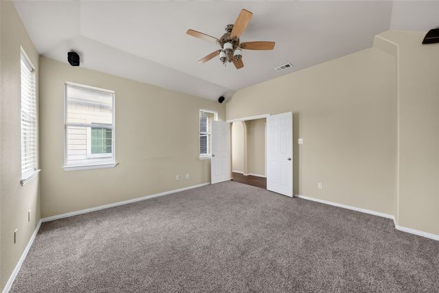 1833 Forsythe Drive, Savannah, TX 76227