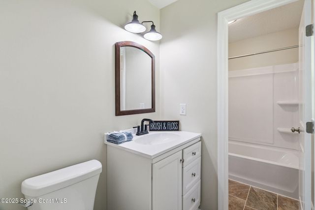 919 Quail Street SE, Palm Bay, FL 32909