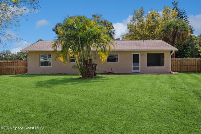 919 Quail Street SE, Palm Bay, FL 32909
