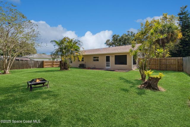 919 Quail Street SE, Palm Bay, FL 32909