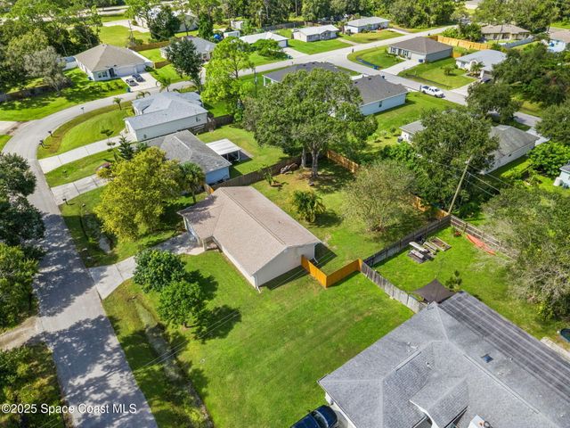 919 Quail Street SE, Palm Bay, FL 32909