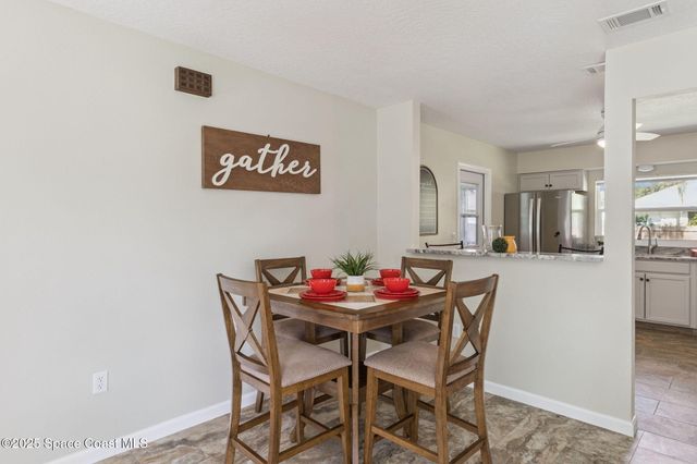 919 Quail Street SE, Palm Bay, FL 32909