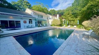 9 Plume Grass Way, Westhampton, NY 11977