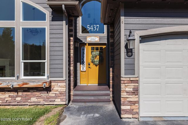 5437 E Fetlock Drive, Wasilla, AK 99654