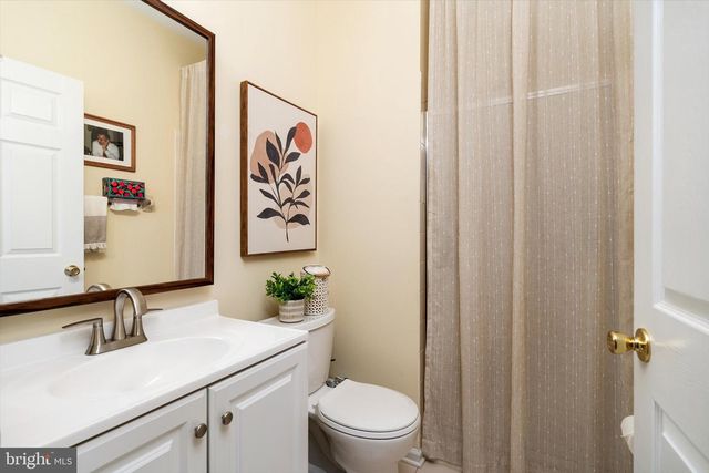 15 DUNSTON LN, Robbinsville, NJ 08691