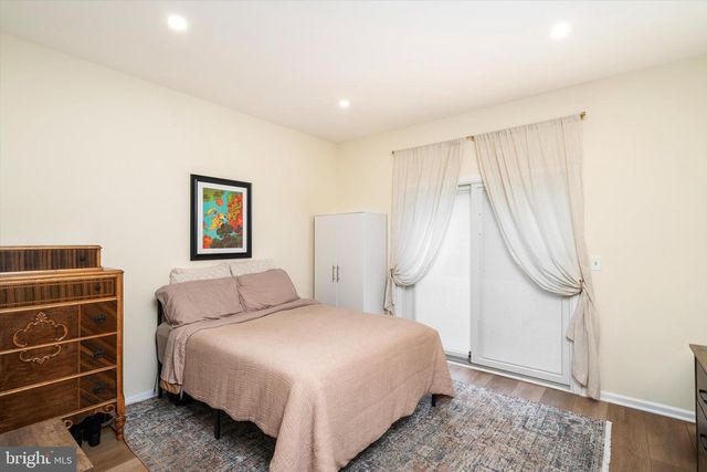 15 DUNSTON LN, Robbinsville, NJ 08691