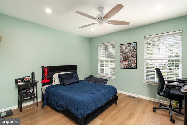15 DUNSTON LN, Robbinsville, NJ 08691