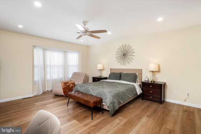 15 DUNSTON LN, Robbinsville, NJ 08691