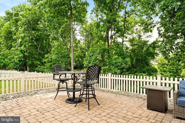 15 DUNSTON LN, Robbinsville, NJ 08691