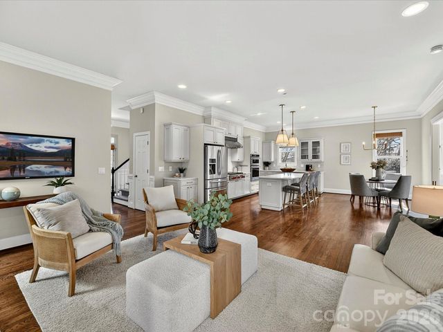 10030 TRIPLE OAK Road, Charlotte, NC 28277