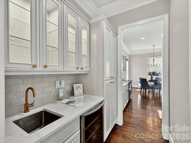 10030 TRIPLE OAK Road, Charlotte, NC 28277