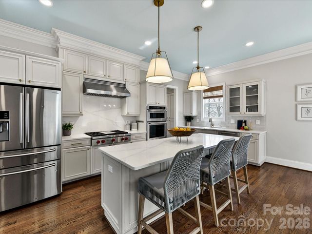 10030 TRIPLE OAK Road, Charlotte, NC 28277