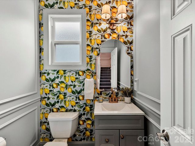 10030 TRIPLE OAK Road, Charlotte, NC 28277