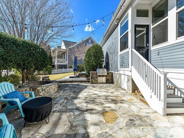 10030 TRIPLE OAK Road, Charlotte, NC 28277