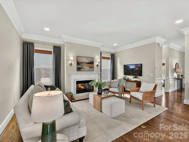 10030 TRIPLE OAK Road, Charlotte, NC 28277