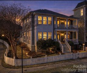 10030 TRIPLE OAK Road, Charlotte, NC 28277