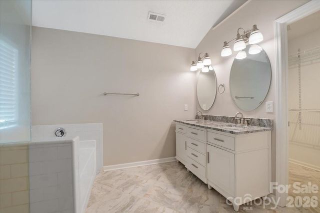 14136 Walkers Crossing Drive, Charlotte, NC 28273