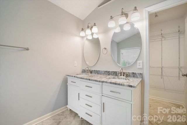 14136 Walkers Crossing Drive, Charlotte, NC 28273