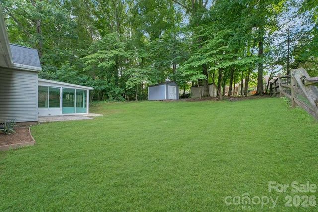 14136 Walkers Crossing Drive, Charlotte, NC 28273