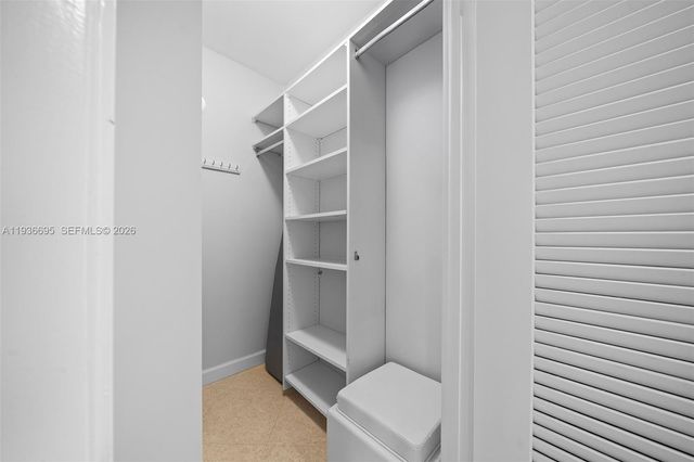 2301 Collins Ave 408, Miami Beach, FL 33139