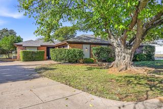 4325 Altamesa Boulevard, Fort Worth, TX 76133