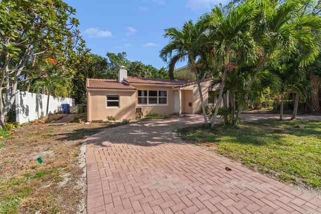 2420 NE 7th Avenue, Wilton Manors, FL 33305
