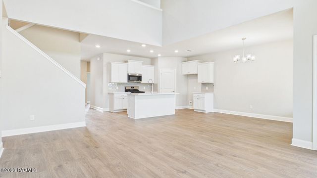 107 Hill Creek Drive, Lafayette, LA 70507