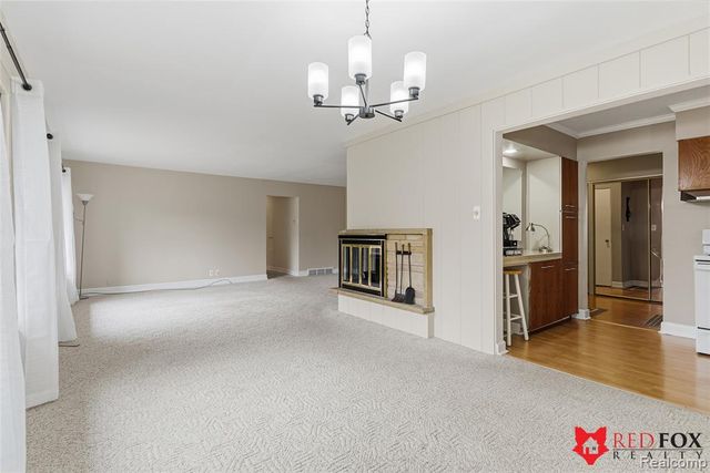 5368 Oaktree Court, Flint, MI 48532