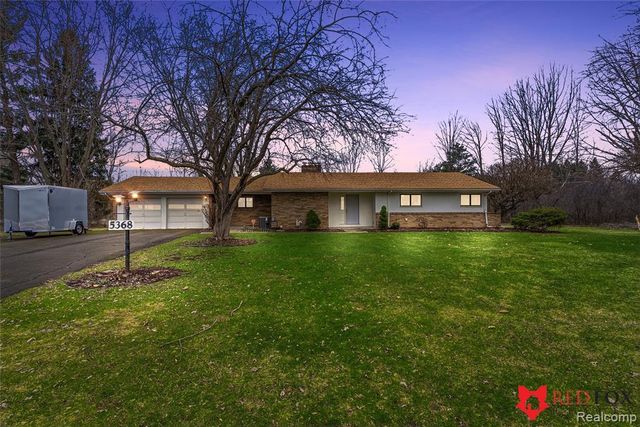 5368 Oaktree Court, Flint, MI 48532