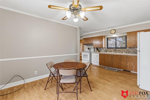 5368 Oaktree Court, Flint, MI 48532