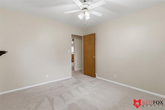 5368 Oaktree Court, Flint, MI 48532