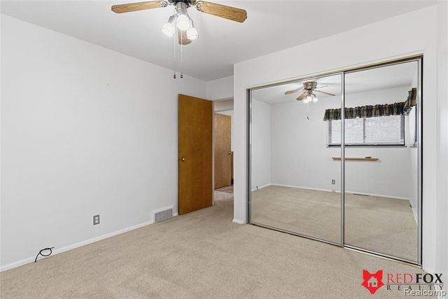 5368 Oaktree Court, Flint, MI 48532