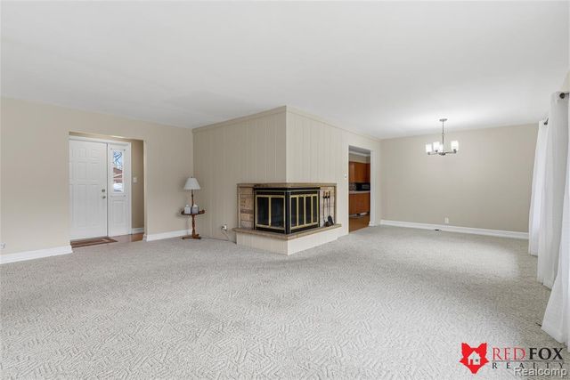 5368 Oaktree Court, Flint, MI 48532