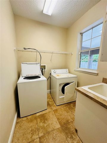 438 PALM DRIVE, Sanford, FL 32771