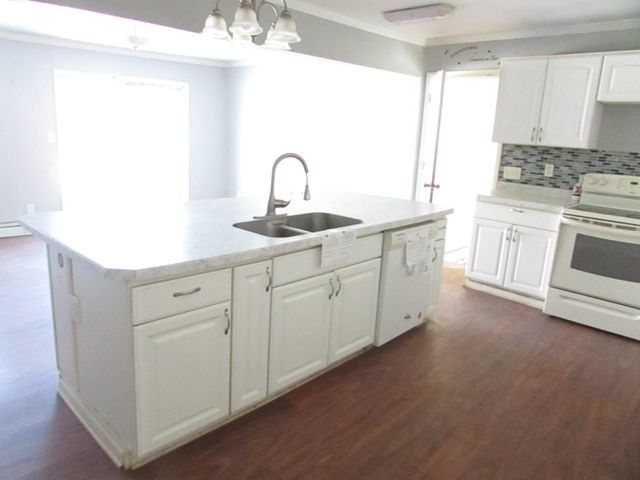 4020 W Frances Road, Vienna Twp, MI 48420