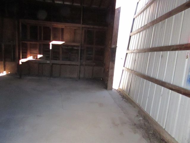 4020 W Frances Road, Vienna Twp, MI 48420