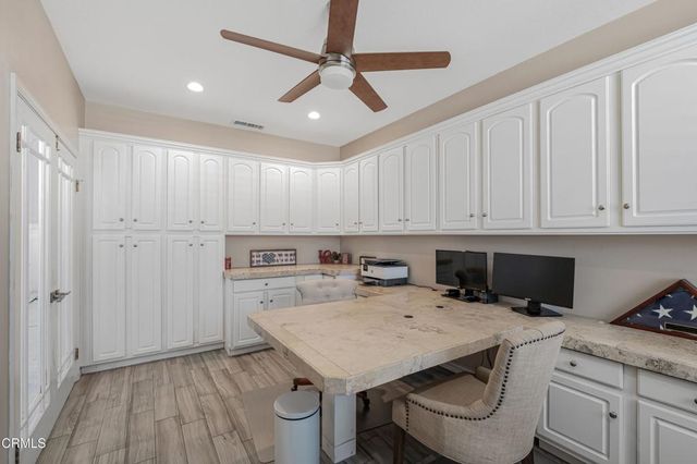 209 Southcrest Place, Simi Valley, CA 93065