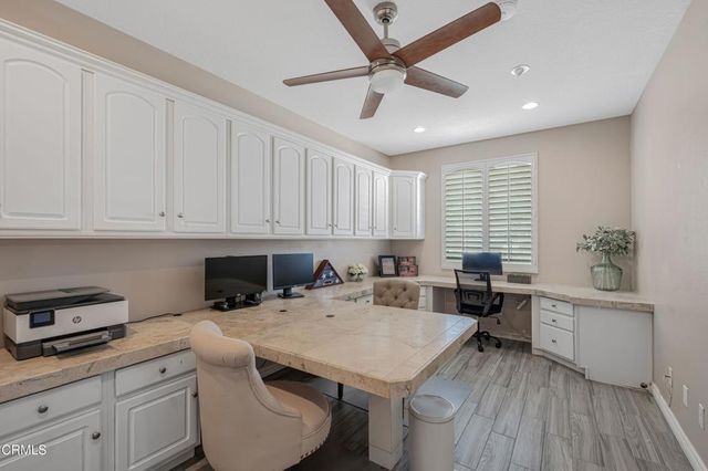 209 Southcrest Place, Simi Valley, CA 93065