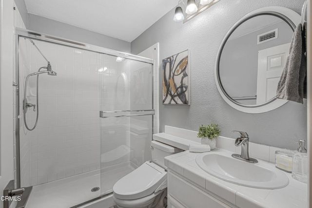 209 Southcrest Place, Simi Valley, CA 93065
