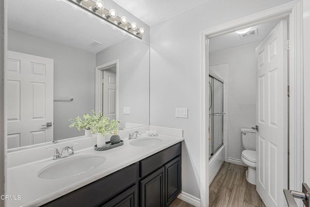 209 Southcrest Place, Simi Valley, CA 93065